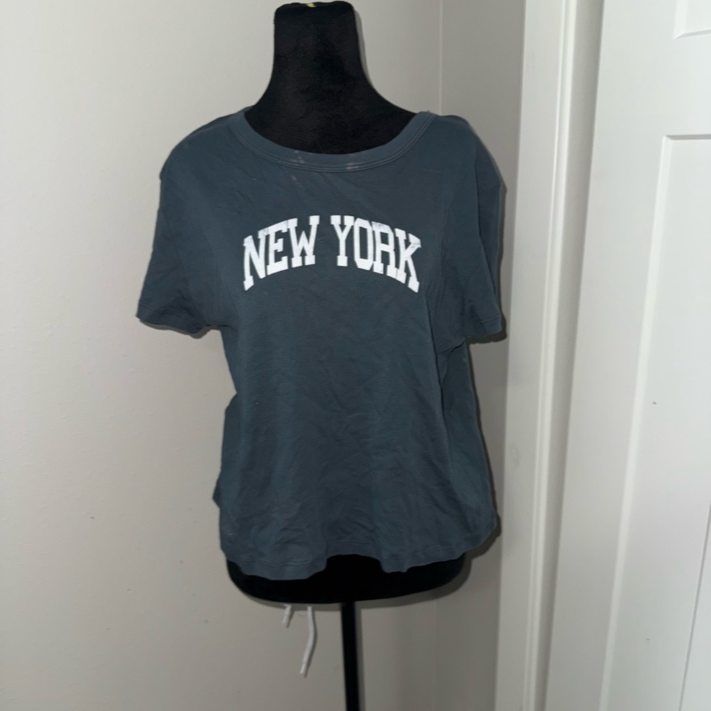 New York Graphic Women's Top - Gray